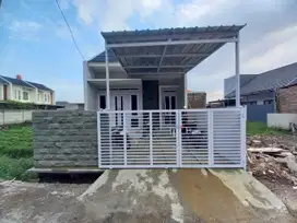 Rumah minimalis modern di pilar biru cibiru hilir dekat kampus UPI