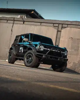 2022 Ford Bronco Shadow Black Antik Like New
