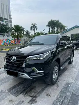 Fortuner VRz 2021 2.4 matic diesel odo 28ribu