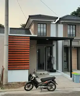 DIKONTRAKAN Rumah Type Fitto ( Sudah Upgrade ) CLUSTER VARENNA