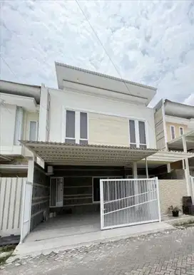 RUMAH SUTOREJO MODERN MINIMALIS STRATEGIS SIAP HUNI