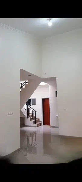 Rumah Minimalis 102 m2 Nomer 8 Baru Dibangun Dekat Mall Kelapa Gading