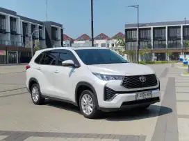 INNOVA ZENIX V HYBRID, Kilometer 16ribuan
