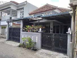 Rumah full furnish maguwoharjo stratwgis tanah luas