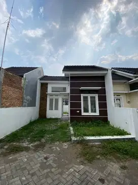 Dijual Rumah Baru Modern Minimalis di Sukun Malang