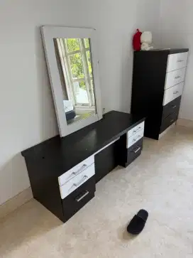 Jual furniture bekas