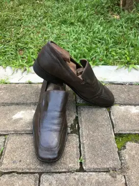 Sepatu Second Original Kulit Slip On Hush Puppies