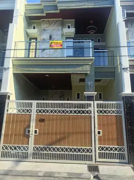 Rumah Baru 2 Lantai Daerah Lebak Arum Surabaya