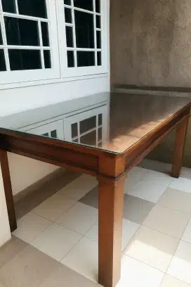 Meja Kayu Solid + Kaca Tebal Elegan 160×100 – Depok, Bisa Nego