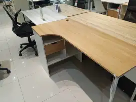 MEJA KANTOR MURAH BERKUALITAS