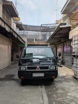 L 300 pick up Tahun 2012