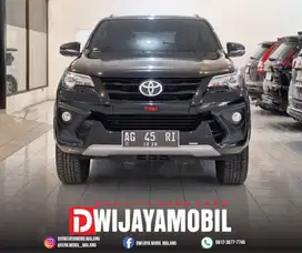 TOYOTA FORTUNER VRZ TRDs 2018 A/T Km Rendah