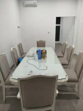 Meja Makan Besar 8 Kursi Kualitas Premium