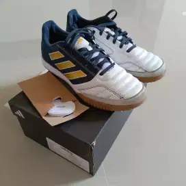 Sepatu Futsal Adidas Top Sala Competition Gold Metalic 43 1/3