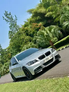 BMW E90 325i 2005 Ciamik