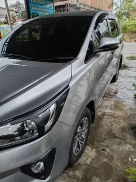 Innova reborn 2021 akhi tipe v matic diesel km low 64 ribu