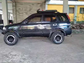 Taruna CSR 1.6 EFi Istimewa