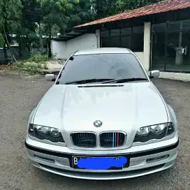 BMW e46 318i tahun 2001