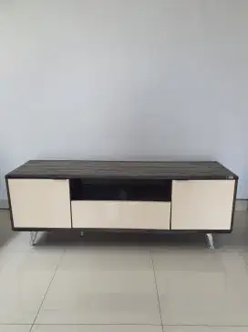 Meja TV Informa