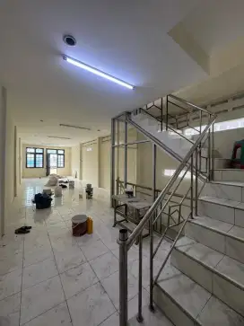 IP3044: Rumah Jelambar Murah Bagus Untuk Home Industry