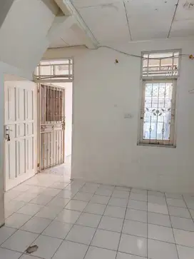 DIJUAL RUMAH MINIMALIS 2 LANTAI DI TAMAN PALEM LESTARI
