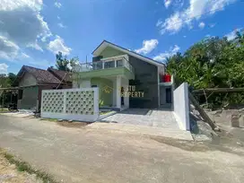 VILLA CANTIK 2 LANTAI DI MOYUDAN, VIEW MENOREH & SAWAH EKSOTIS