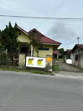 Dijual Rumah & Tanah Tengah Kota Halaman Luas Murah Di Pekanbaru