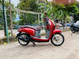 Honda Scoopy 110cc pgm_fi cbs iss Tahun 2015