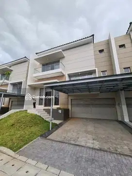DIJUAL RUMAH GOLF ISLAND WALNUT UK 12X30 2.5LT UNFURNISHED RUMAH READY