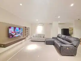 Dijual Rumah Mewah Full Furnished Cluster Carson Gading Serpong