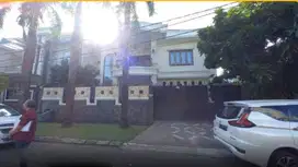 Dijual Rumah Makassar sekitar Jalan Metro Tanjung Bunga