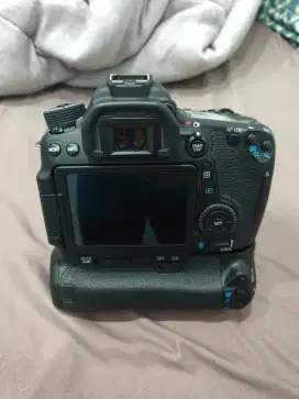 Canon DSLR 70D kita 18-135mm