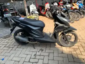 Beat Deluxe ,2020.  Pajak hidup