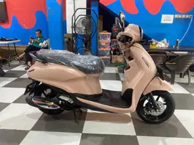 ( DP 500 ) Yamaha Grand Filano 2024