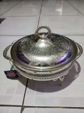 Wadah Makanan Dari Queen Anne