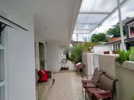 Rumah Bagus Semi Furnished SHM di Cipete, Jakarta Selatan