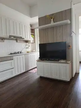 Apartemen green lake sunter