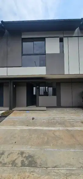 Disewakan Rumah Di Park Serpong
