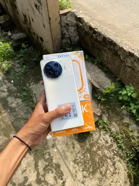 tecno spark 20 pro+ 8/256