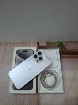 Second iphone 15pro 128gb white
