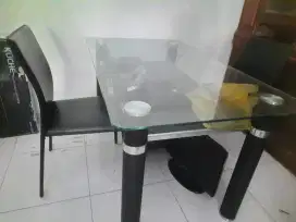 Meja makan set ma kursi