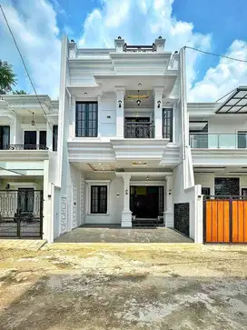 Rumah Baru Dalam Cluster Besar Dijakarta Selatan Jagakarsa