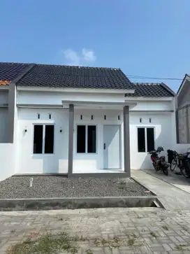 dijual rumah hunian cluster lingkungan perumahan harag sudah all in