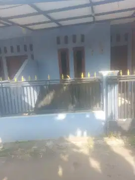 di kontrakan rumah jalan pancuran gang dipo