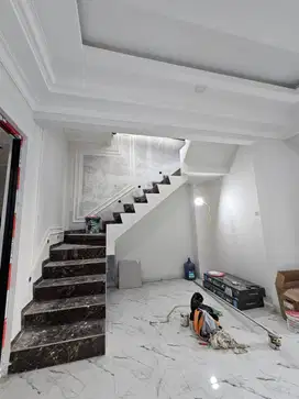 Jual Rumah Tahap renovasi 2 tingkat BSD tangerang selatan