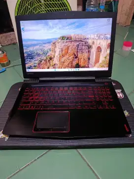 Lenovo legion Y520