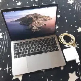 Macbook pro 2016 non touchbar i7 ram 8gb ssd 256gb bisa cod