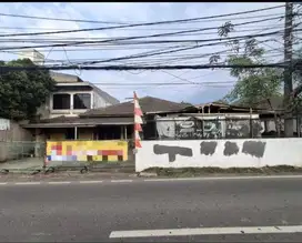Dijual cepat rumah dan Tempat usaha lokasi pinggir jalan raya besar