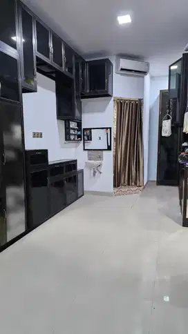 RUMAH HOEK DI CLUSTER TAMAN PUSPA CITRA RAYA CIKUPA TANGERANG