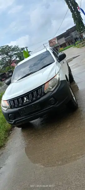 Mitsubishi Triton hdx 2019